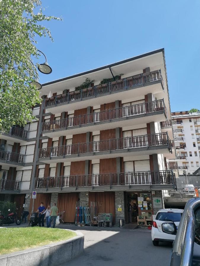 Apartamento Courma House Courmayeur Exterior foto